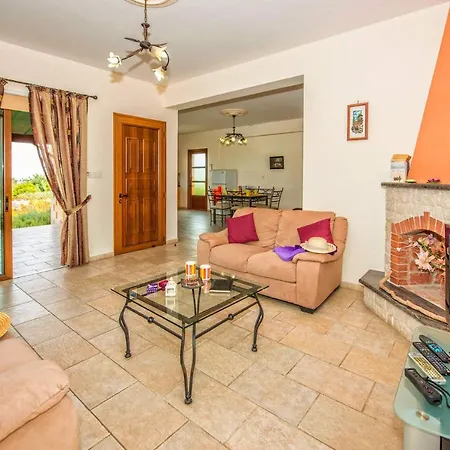Villa Andriana In Latchi, Neo Chorio *